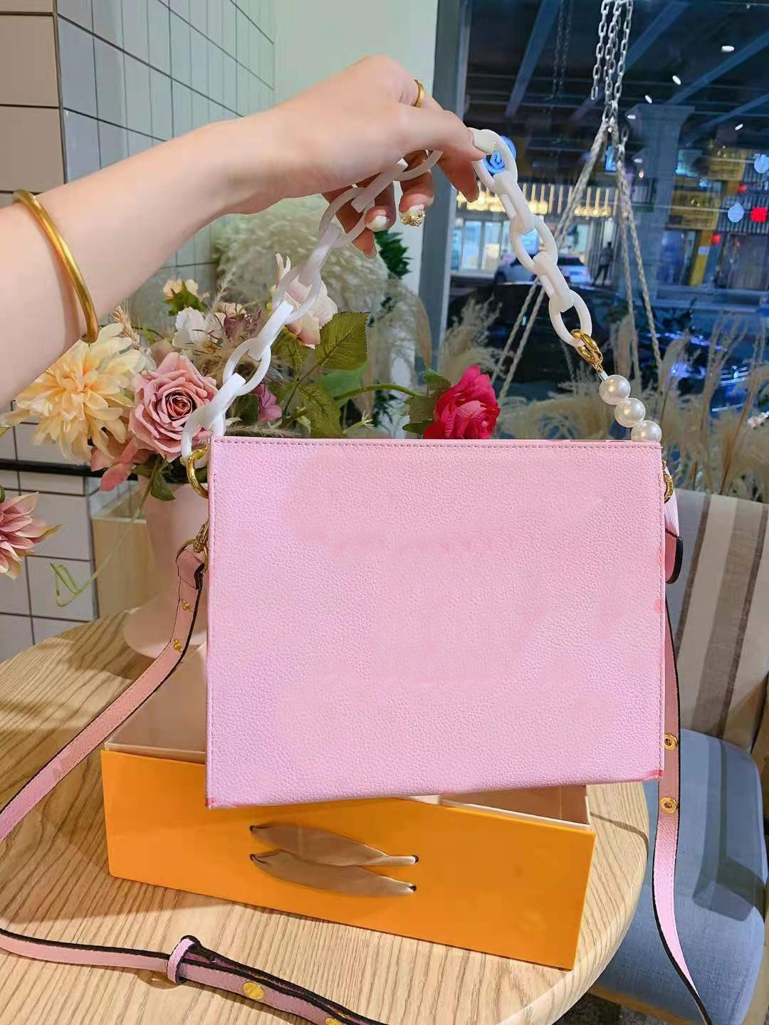 

Women Wash Gargle Bag Fashion Hand Single Girls Genuine Leather Handbags Handbag Shoulder Bags His Chain High Quality Printing Purses, Customize