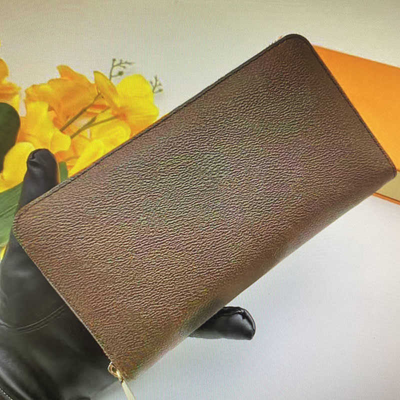 

Wholesale ZIPPY ORGANIZER Wallet european purses for Women Zipper Long Wallet Leather Men Clutch Chequebook Passport Card Holders Zip Wallets M62643 M30056, Only dust bag