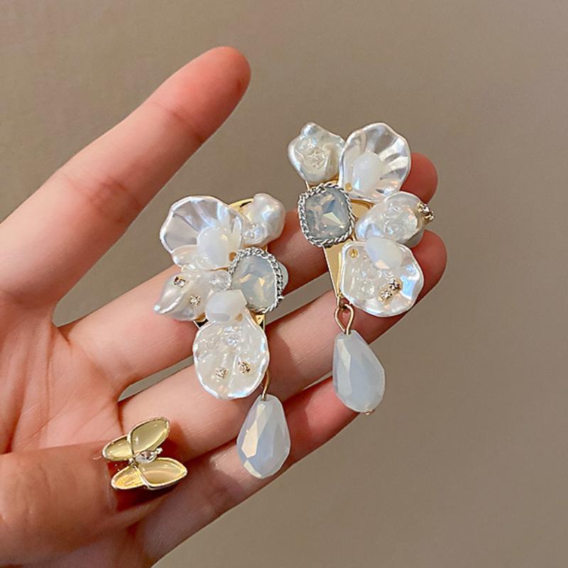 

Dangle & Chandelier VSnow Baroque Crystal Irregular Simulation Pearl Waterdrop Earring For Women Rhinestones Long Jewelry Pendientes, Silver