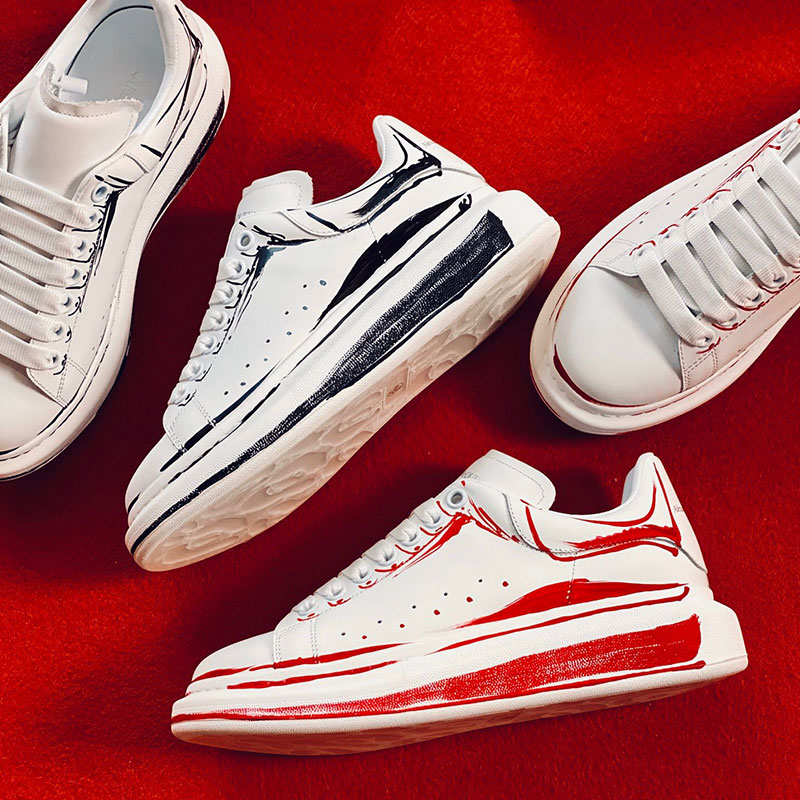 

Wide sports shoes fashion comic style graffiti sneakers couple casual women and men stage shoe comfortable non-slip soles top designer with original box