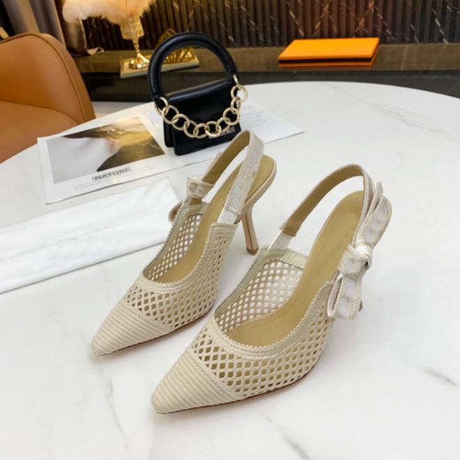 

New Women Designer sandals High heels Dress shoes Oblique Embroidered jacquard letters D stiletto summer with pointed toe bowknot fashion vintage Swan shoes