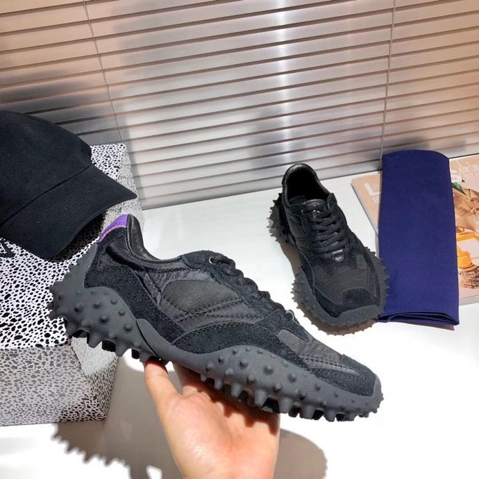 

sock shoes men women casual sneakers Triple White Black Graffiti beige clearsole womens mens fashion outdoor tennis shoe platform, Choose the color