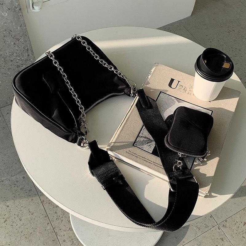 

Internet Sensation, Vintage Chain Nylon Shoulder Bag, Baguette Bag Totes