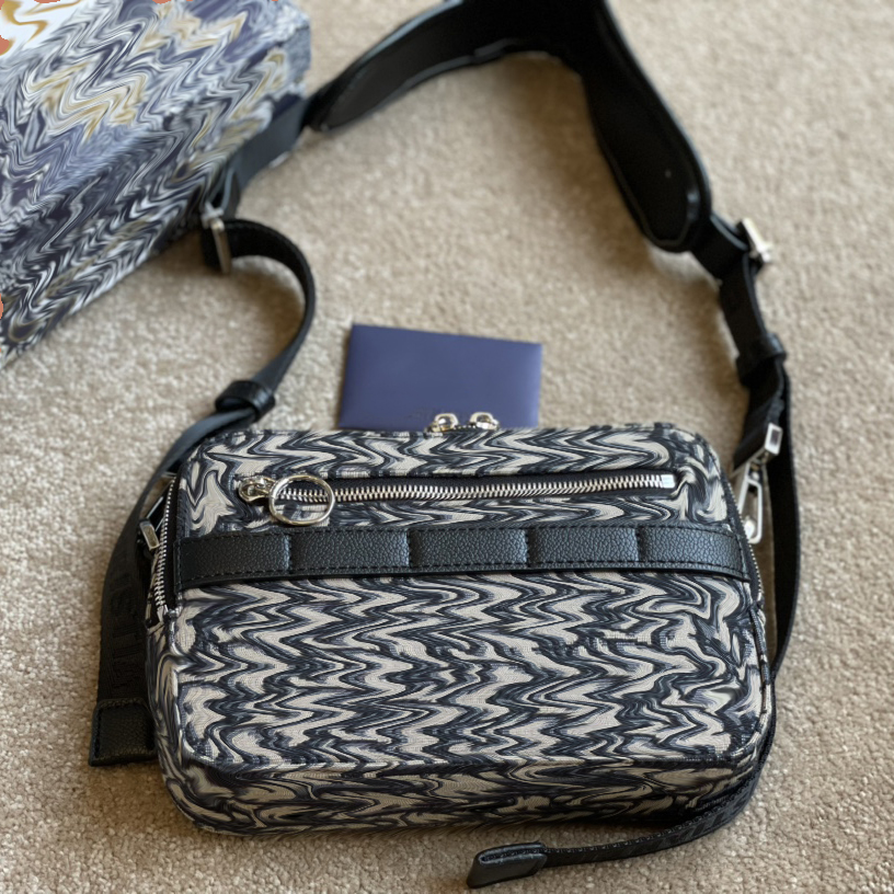 

Luxurys Designers Bags Handbag Women Shoulder Bag Famous Brand High Quanlity men and womam chest bagss letter print, Make up price difference