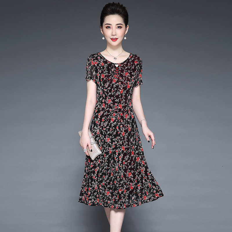 Luxury Evening Dress Middle Aged and Elderly Women's Clothing m Summer Short Sleeve 2021 Foreign Style 40-year-old 50 Wide Lady Skirt-image-735066896