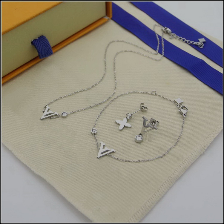 

Europe America Fashion Style Jewelry Sets Lady Women Single Diamond Initials Charm Necklace Bracelet Stud Earrings Sets 3 Color, Black