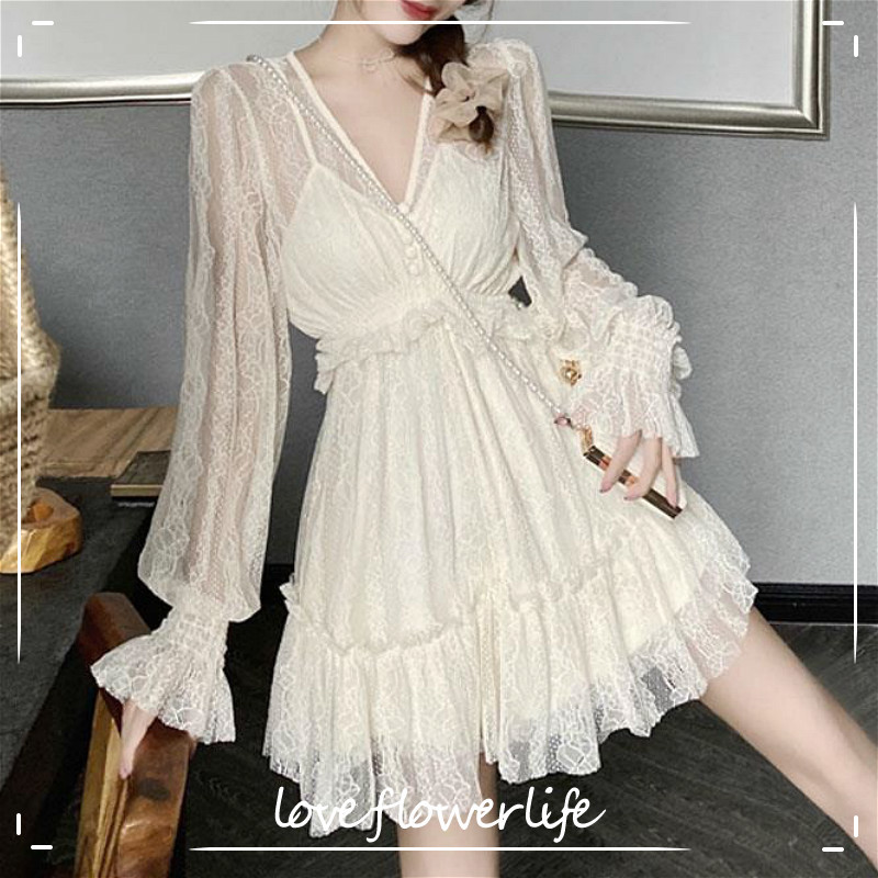 

Lace Elegant Dress Women Long Sleeve Sexy Mini Fairy Party Dress Female Autumn V-Neck Solid Ruffles Vintage Dress Korean 210521, Apricot
