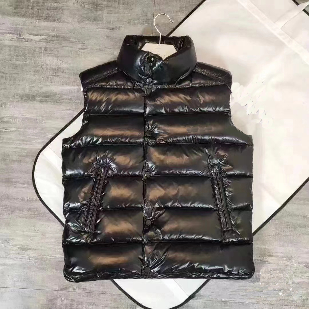 

Luxury Men Women Down goose vest Designer Warm Sleeveless Jacket Winter Men's Vest's black clour outdoors Clothes, Black;white