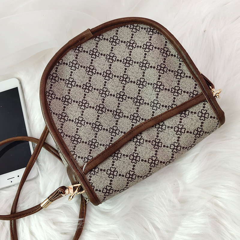 

Sole by designer Clover old flower Saddle Bag Mini Small Messenger single shoulder bag armpit mixed messenger purse, 7039 clover