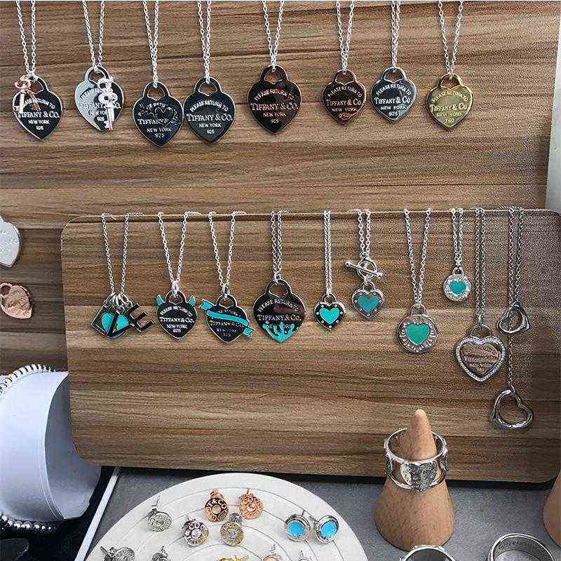 

Jewellery Cute Female's Pendulous Clover Pearl Pendant Clover Party Chains Necklaces Women about 3g for