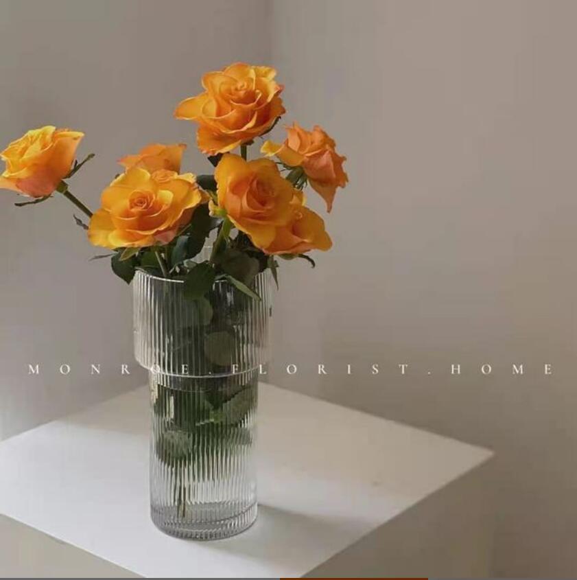 Vertical pattern torch Transparent Glass Vases ornament soft flowers arrangement drunken wood flower arrangements-image-733264356