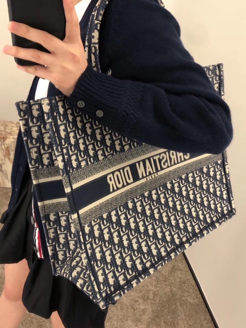 

Christian Handbags Designer Luxurys Book Small Tote Canvas Beach Fashion One Shoulder Portable Shopping Women's Dio Bag Cj 3{category}, One size