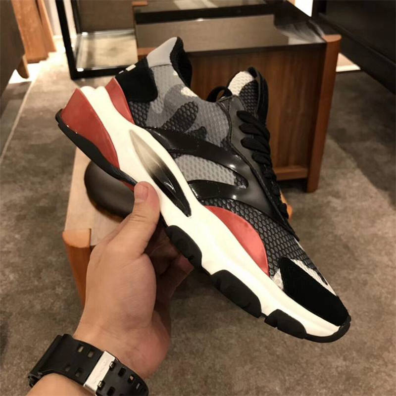 

ValentinoL 2021 New Top Quality Designer Mens Casual Shoes womens Fashion Genuine Leather Sneakers Luxury Trainers GH 6053280, Black;red