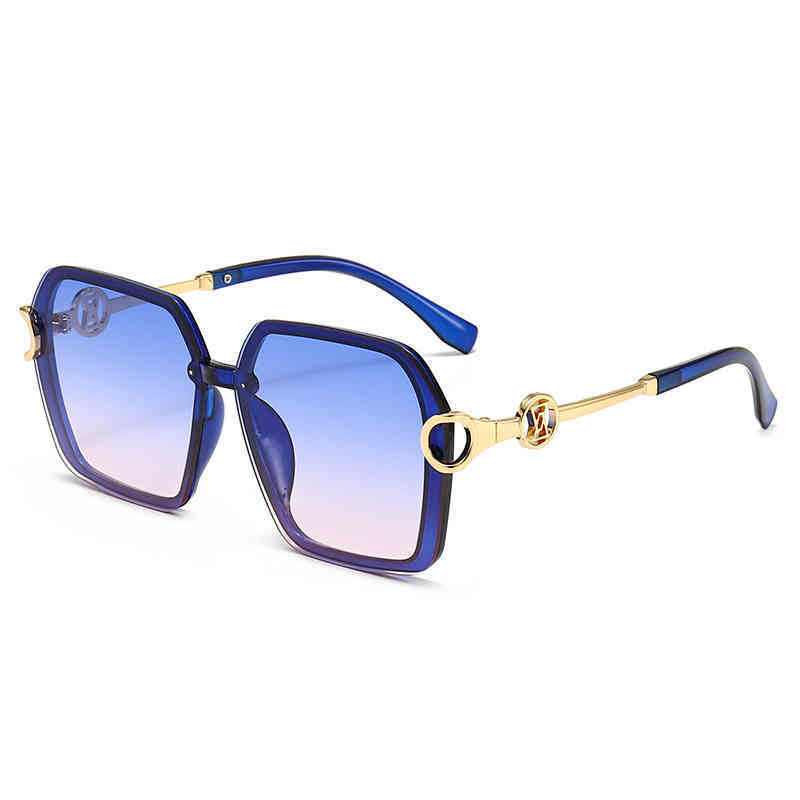 

Brand Dign Large Frame Square Sunglass For Women Fashion Classic Retro Ladi Summer Beach Outdoor Travel UV400 SunglassB27P