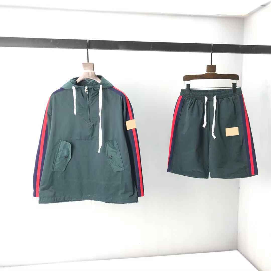 

2021ss spring and summer new high grade cotton printing short sleeve round neck panel T-Shirt Size: -l-xl-xxl-xxxl Color: black white 2s221a21, Green set