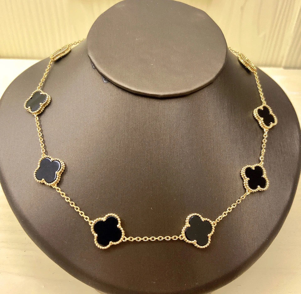 

45CM-Fashion Classic Agate Four Leaf Clover Necklace Long 10 Flowers Pendant Mother-of-Pearl for Women&Girls Valentine's Mother's Day Engagement Jewelry Gift -VKY