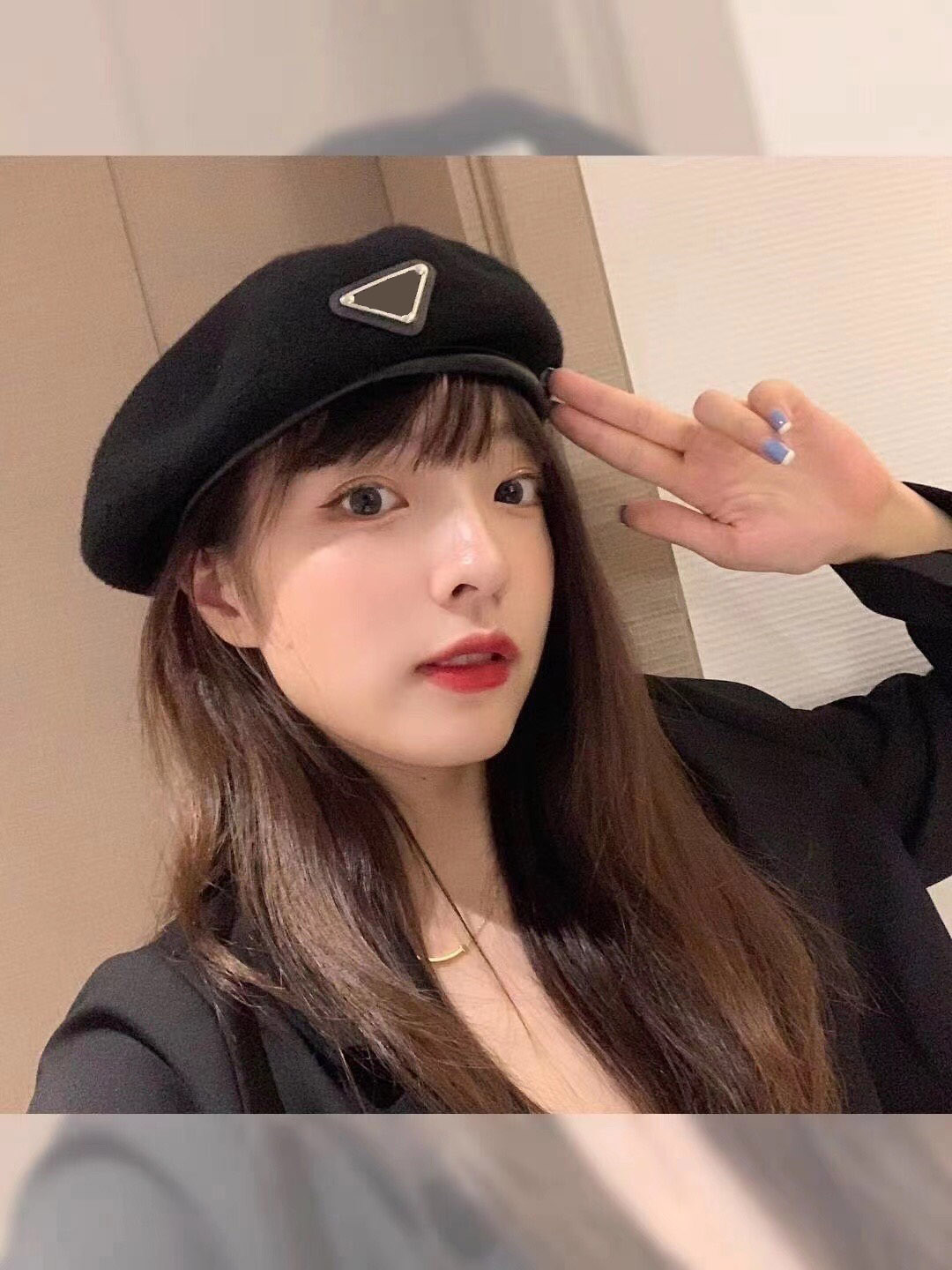 

2021 USA women caps casual retro brand Berets hat Letter badge Popular inverted triangle imported woolen cloth Personality street punk style winter warm cap, Black