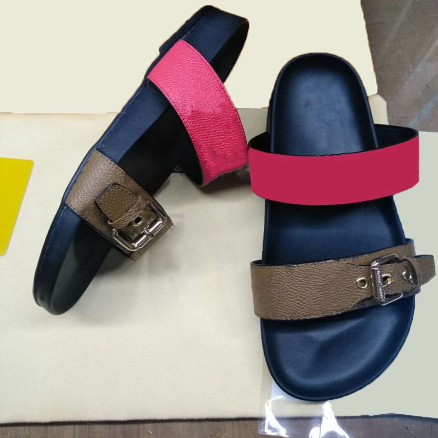 

Comfortable double strap metal buckle slippers in summer, fashionable and classic printed flat shoes, leather style street essential, Black