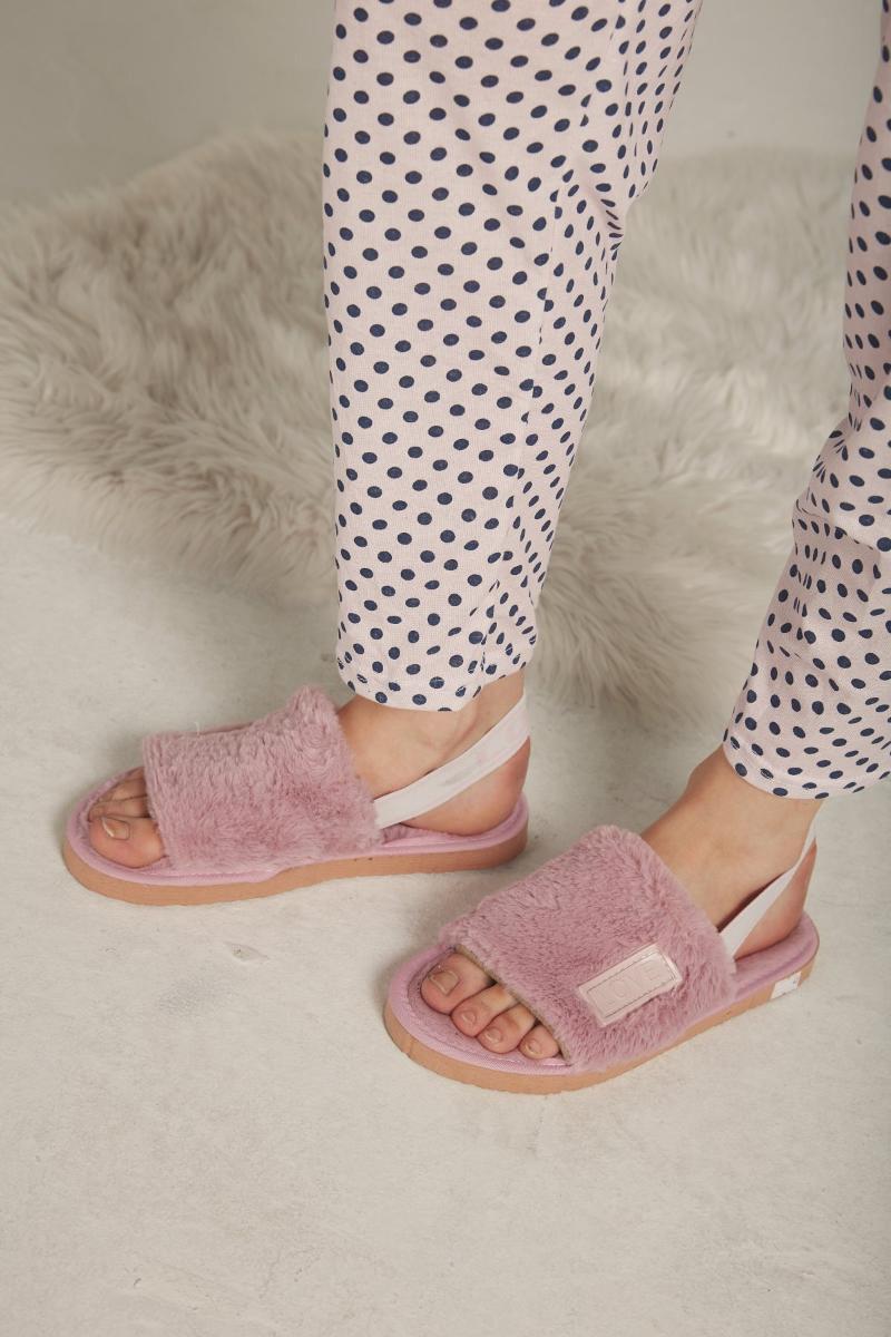 

Back Wheel Plush Home Slipper Slippers, Black