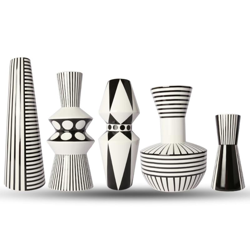 

Vases Nordic Geometric Ceramic Vase Black And White Bottle Scandinavian Modern For Home Desk Decoration Living Room Housewarming Gift