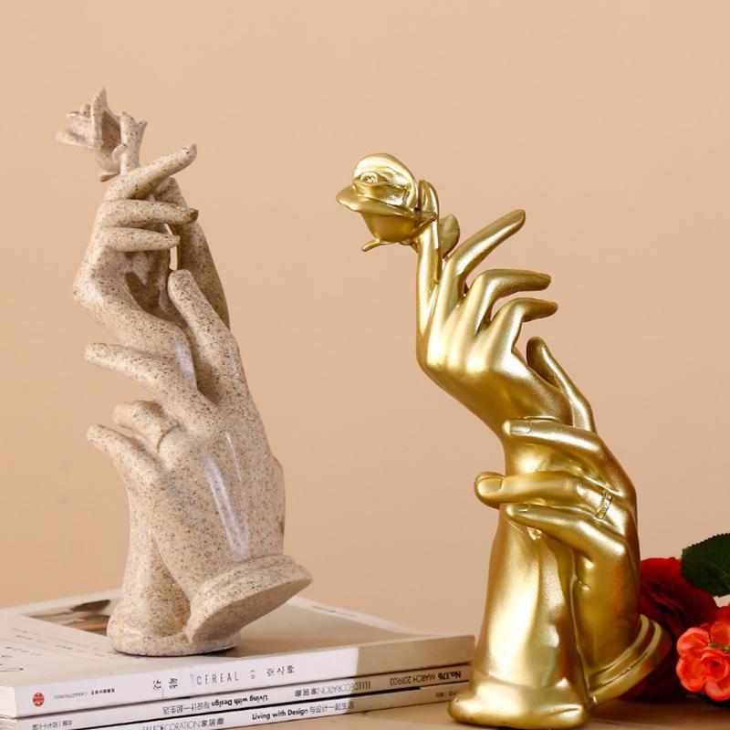 

Decorative Objects & Figurines Nordic Style Creative Resin Hand With Rose Home Decor Ornaments Wine Cabinet Decoration Crafts Po Props