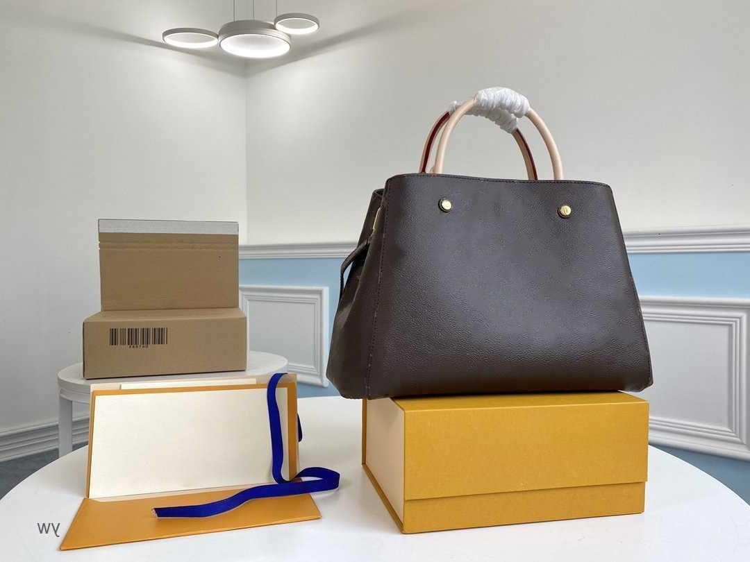 

Bag Designers MONTAIGNE BB Handbags Leather Women Shoulder Bags Messenger Crossbody Purse Designers Handbag Tote Wallet, Black