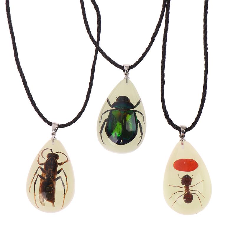 

Pendant Necklaces 1PCS Luminous Natural Insect Stone Scorpions Inclusion Genuine Baltic Necklace Special Gift, Silver