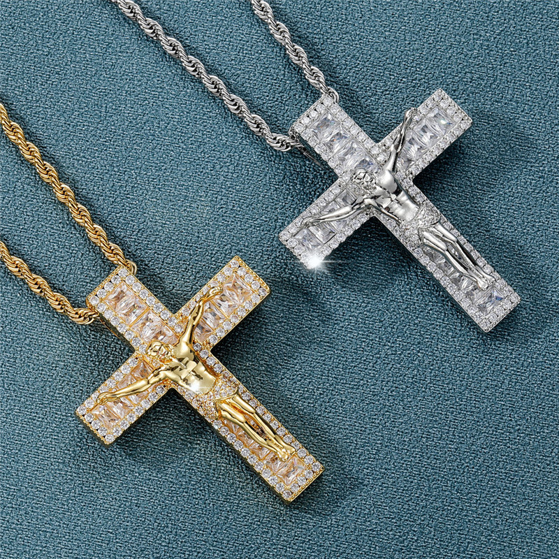 

Iced Out CZ Diamond Retro Jesus Cross Pendant Copper Micro-inlaid Zircon Hip Hop Necklace Bling Jewelry