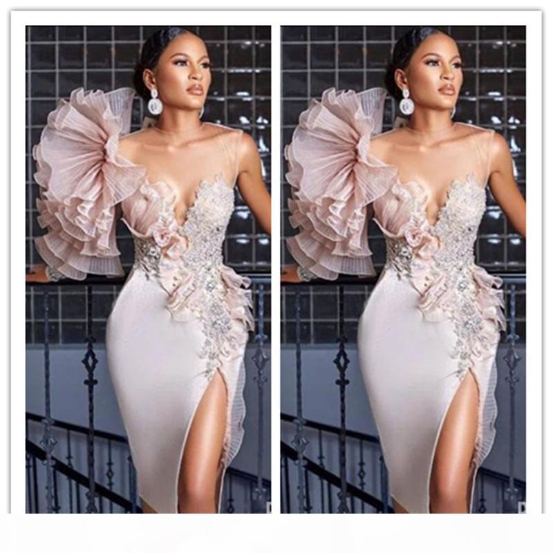 

2020 Arabic Side Split Evening Dresses Lace Appliqued Beads Sheer Jewel Neck Knee Length Prom Dresses Formal Party Gowns Cocktail Wear, Black