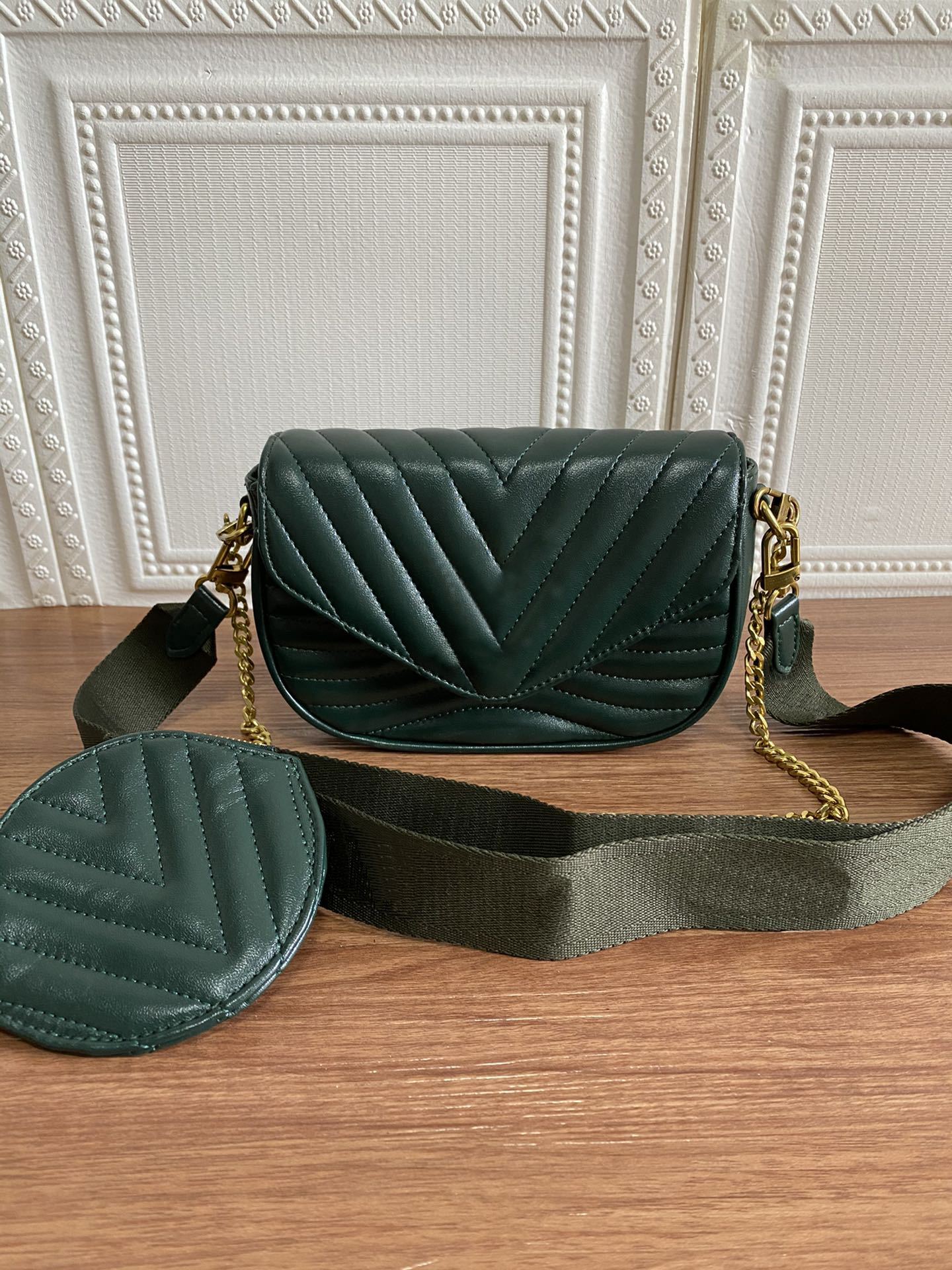 

fashion designers womens handbags luxurys lady shoulder bag leather messenger bags classic digram flowers crossbody chains plaid purses m539