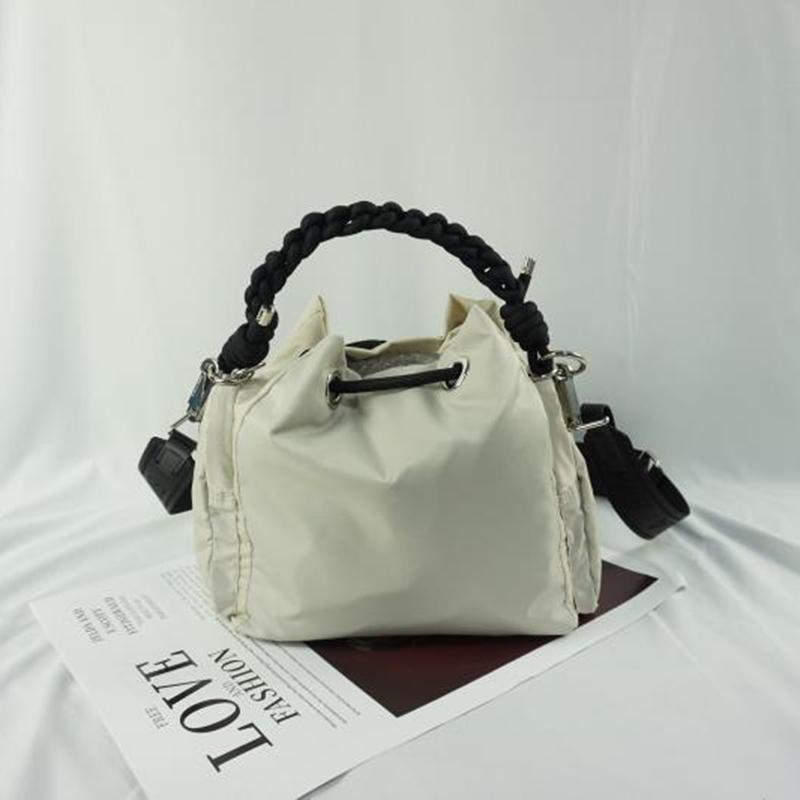 

Duffel Bags Women's Travel Shoulder Bag High-quality Fabric Handbag, Gray