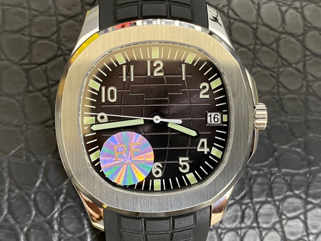 

PF 5167 Men's Watch, 40mm diameter 8.6 mm in thickness, with CAL.324 automatic chain movement, sapphire crystal glass, 316L steel case and rubber strap, As shown