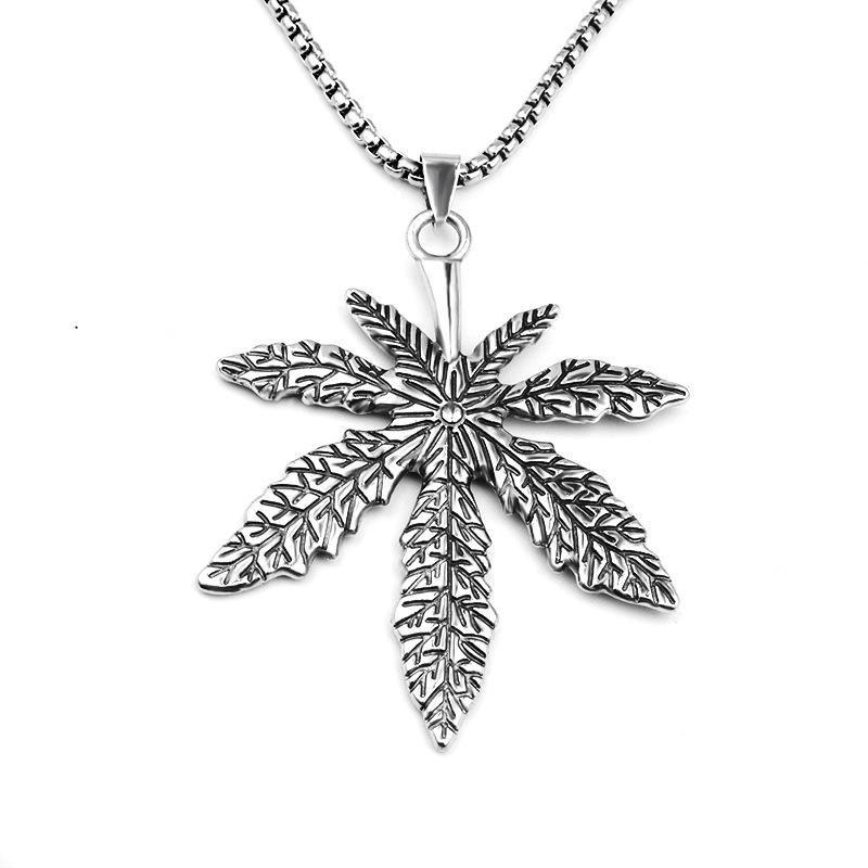 Pendant Necklaces Cool Personalized Cast All-match Clavicle Chain Korean-Style Creative Leaf Maple Necklace-image-708541443
