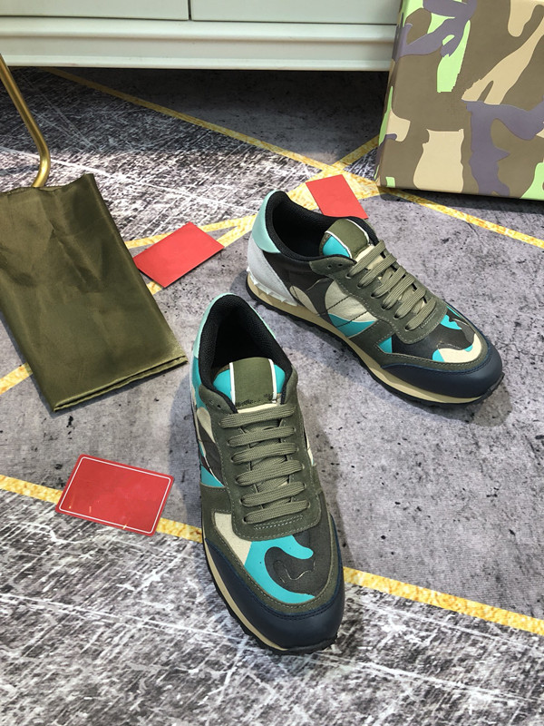 

Top Quality Men Women Luxurys Designers Shoes Bee Snake Casual Genuine Leather Sneaker Embroidery Classic Trainers, 01