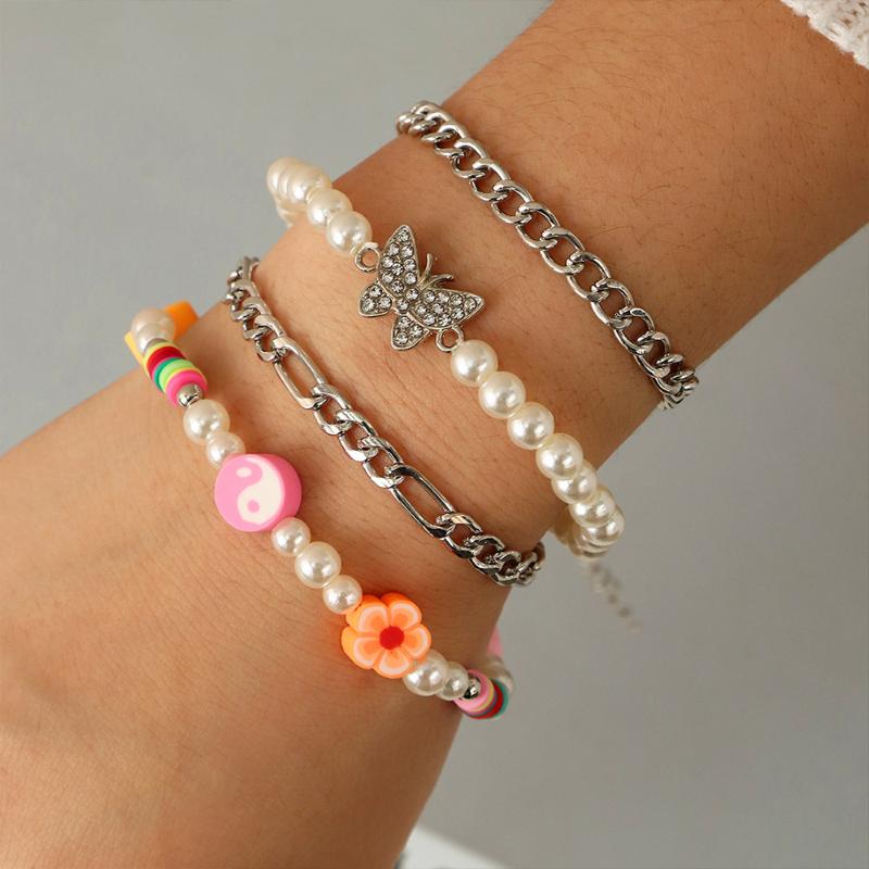 

Charm Bracelets 4 Pcs/Set White Imitation Pearl Inlaid Zircon Soft Ceramic Flowers Eight Diagram Bracelet Women's Wrist Decoration Chain Jew
