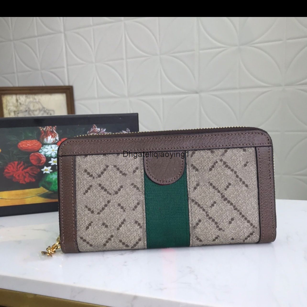 

Long Women Standard Vintage Wallet Two-tone Fiber Strip Double Letter G Zipper Numerous Card Holder Note Compartments Coin Pocket Inside, Beige with two tone band