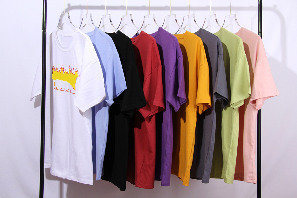 

Men Designer T-Shirts Fashion Mans Women Short Sleeve Top Mens Casual Tee Couples Loose Breathable Tees Size M-XXL, Extra not product