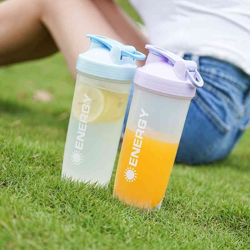

New sports protein powder milk outdoor portable stirring shake plastic water cup