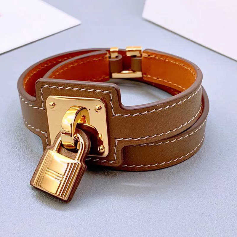 

2021hot Famous Brand Real Leather Lock Bracelet for Women the Best Gift Q0720