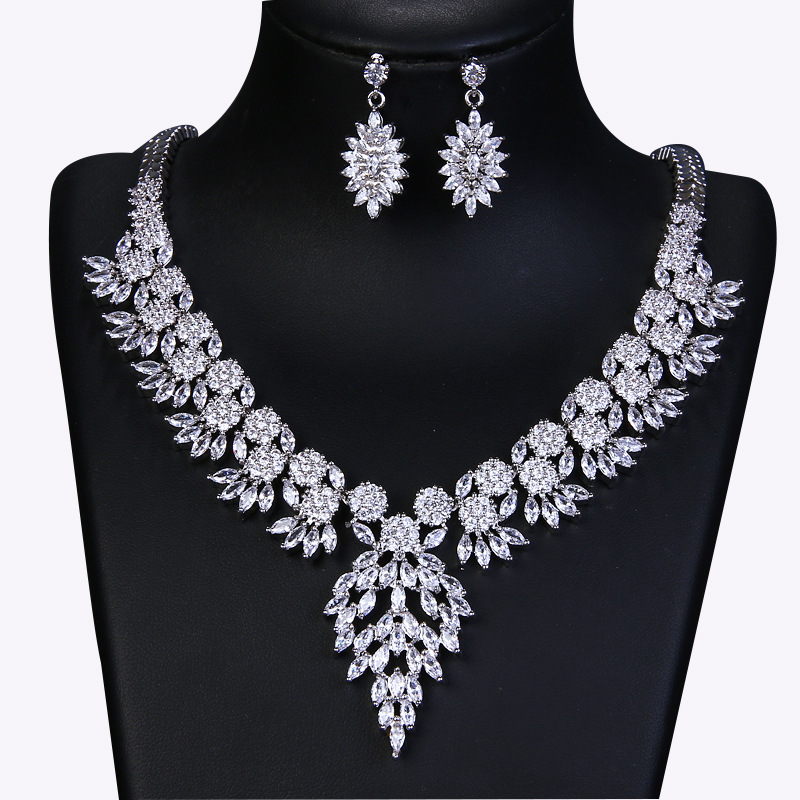 

Baroque Fashion Jewelry Zircon Silver Gold Necklace Earrings Bridal Wedding Party Dress Accessories Floral Design Birthday Lover Gift Show Host Matching