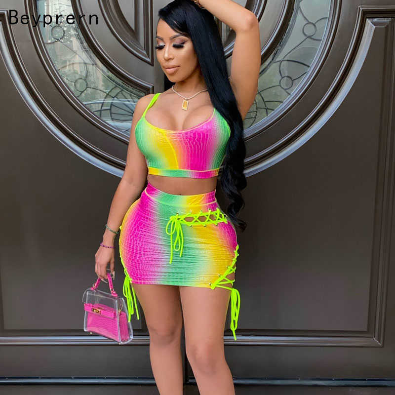 

Beyprern Chic Rainbows Print Crop Top And Skirt Set Two-Piece Suits Womens Lace-Up Bandage Tracksuit Set Party Club Outfits 210708, Multi