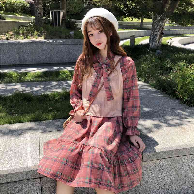 

Super Cute Preppy Style Knitted Vest /Sweater+Plaid Knee-Length Dress 2 Colors 2 Piece Outfits for Women 210519, Yellow plaid dress