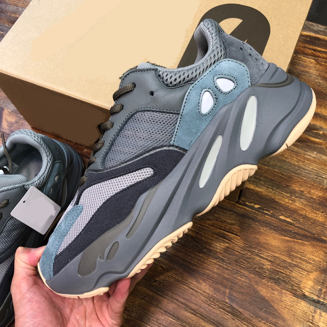 

2022 Designer Low cut running shoes 700 Boots MNVN V3 V2 V1 Alvah mens womens top sneakers Luxury sneakers size36-46 01, 12