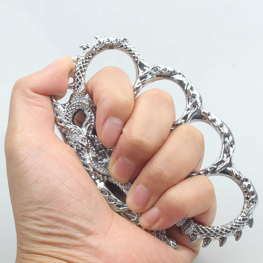 

Fist Clasp Four Finger Iron Alloy Tiger Self Defense Legal Combat Ring Hand Concealed Designers Designers FQBU702, Silver