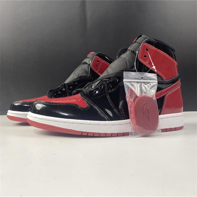 

Wholesale 1 Bred Patent Basketball Shoes 1s Black Red Designer Sports Sneakers Men Women Sneaker Outdoor Trainers