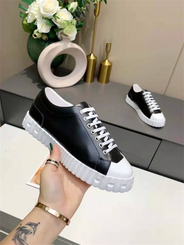

2021 Men Women Casual Shoes Desiger Platform Low Top Italy Stripes Walking Sports Trainers Band, Choose the color