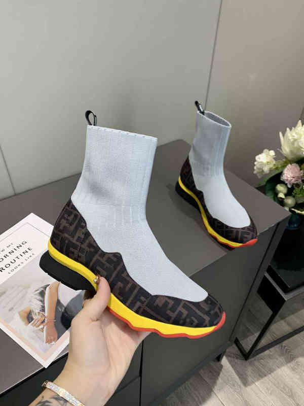 

Boots couples Designer comfortable Socks boots luxurys soft sheepskin lining half boot top quality men/women outdoor non-slip Booties Shoes AZHK, Box