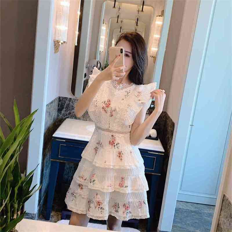 

HIGH QUALITY Runway Dress Women Vintage Floral Print Lace Patchwork Ruffles Mini Dresses Lady Holiday Vacation Vestido 210603, Picture color