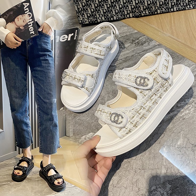 

Trends Women Sandals Summer New Flat British Wind Velcro Embroidery Thick-soled Casual Roman Designer Shoes Platform Sandal, Black 01