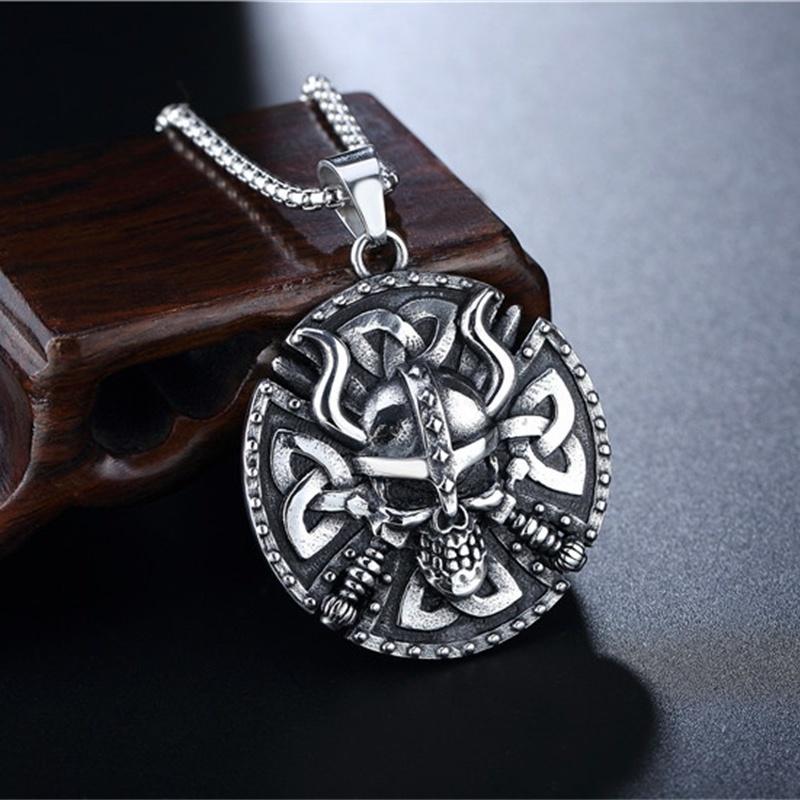 

Pendant Necklaces Viking Skull Shield Necklace Fashion Accessories Stainless Steel Men And Women Personality Jewelry